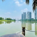 Landmark - chính chủ gửi bán căn hộ 2 ngủ sẵn nội thất gỗ, giá rẻ nhất thị trường. liên hệ: 0932682264