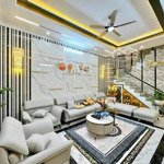 Cần bán gấp nhà khuông việt 60m2 giá 2tỷ950 2 lầu khu vực an ninh thích hợp kinh doanh mua bán