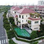 đơn lập phú mỹ hưng 2 mặt tiền đường lớn view sông. giá cực kỳ tốt chỉ 65 tỷ ngang 16m x 18m.