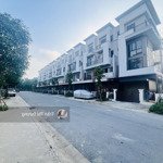 Bán shophouse đẹp xuất sắc tại centa diamond đối diện quỹ căn chung cư kinh doanh đắc địa