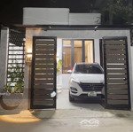 Mới tinh ! cho thuê nhà phạm ngọc thạch, 57m2 x 4 tầng, có gara hoặc ô tô đỗ cửa. giá 22tr/th