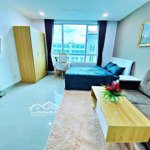 Studio cửa sổ trời lớn full nội thất tách bếp- thang máy giảm còn 6.xtr