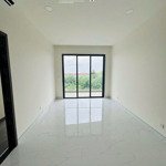 Cho thuê căn hộ 3pn 3wc view hồ bơi biển và công viên nội khu diamond centery giá 21tr bao gồm ô xe