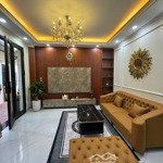 Gấp! phạm văn đồng công viên hoà bình 42m2*5t, nhà mới tinh, 15m ô tô, ngõ rộng 5 tỷ hơn