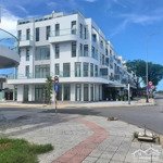 Shophouse 4 tầng 2 mt nguyễn sinh sắc - đối diện công viên quận, 140m2, gía tốt. lh 0905.350.585