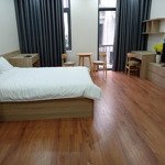 Chính chủ cho thuê căn hộ 39m2 full đồ studio, có ban công cuối phố hồng tiến 6 triệu: 0916393862