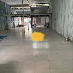 Cho thuê kho xưởng đường tân thới nhất quận 12 diện tích: 400m2 giá 25 tr đg xe tải 10t có vp