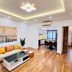 Chính chủ cần cho thuê căn hộ 89m2, 2 phòng ngủ chung cư royal city, 18tr/tháng