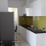 Bán căn 2 phòng ngủview đông nam có nội thất chỉ 3 tỷ, liên hệ: 0915.479.678