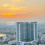 Cần bán căn 2 ngủ view công viên vinhomes bắc giang vào tên người nước ngoài, giá tốt