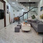 Bán nhà 40m2, ngõ 389 mới xây, đẹp lung linh, giá hợp lý chỉ 2.68 tỷ