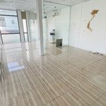 Cho thuê văn phòng, 40m2, góc 2 mặt tiền đường 11, trường thọ