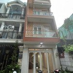 Cho thuê nhà 3 tầnghẽm xe hơi50m2, ngang 4m, 4 phòng ngủ 5 vệ sinh 12 triệu/ th