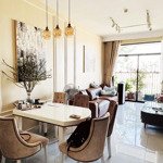 Chính chủ gởi bán gấp căn hộ jamila khang điền.
 diện tích: 81m2 ,thiết kế 2 phòng ngủ 2 vệ sinhnhà full nội thất decor đ