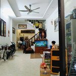 Nhà tô hiệu hà đông 42 m dân xây 5 tầng kiên cố ô tô đỗ cửa