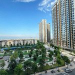 Một căn 1n+1, view công viên ánh sáng mà giá thì cực tốt, hướng đn mát mẻ, vinhomes ocean park