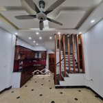 Phúc lợi nhà 5 tầng mới- diện tích: 32m2- giá bán 4.4tỷ- oto đỗ cổng ngõ nônggần chợ-siêu thitiện ích mênh mông