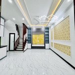 Cho thuê nhà đặng văn ngữ 40m2 x 5 tầng, thông sàn, nhà mới tinh, kd mọi mô hình. giá bán 22 triệu/th