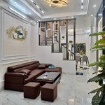 Bán gấp nhà trần thái tông, ngõ thông, ô tô qua nhà, gần công viên cầu giấy, 53m2, giá bán 10 tỷ 4