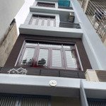 Nguyễn văn huyên 66m.5 tầng oto vào nhà.kinh doanh.nhà dân xây chắc chắc .chào:19 tỷ