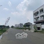 Cần bán đất tại lê thị riêng, quận 12. giá 2tỉ2/100m2. có sổ hồng riêng. liên hệ:0395508559