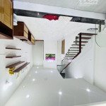 Nhà kim giang, thanh liệt 30m2 5 tầng,mới, ngõ nông, 30m ra phố kim giang, gần trường, an toàn.