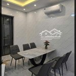 - bán nhà mặt phố phùng khoang 110m2 ,mt 7,5m , 4 tầng giá chỉ 21 tỷ lh :0989326141