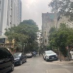 Bán nhà nguyễn văn huyên 65m2 phân lô ô tô tránh gần mặt phố tiềm năng tăng giá cao