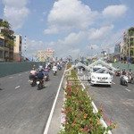 41m2 (n 4.1 * d 10)- 3 tỷ 95 nhà nở hậu 4.5 sổ vuông a4 ngay hậu giang -q6