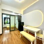 Penthouse 1pn rộng 50m2 sân vườn full nội thất ngay ngã tư hàng xanh giá cực tốt