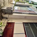 Nhà 45 trần thái tông, 43,6m2, 5 tầng, mt 4,3m 6 phòng ngủ, 8.25 tỷ.