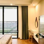 (nhà đẹp - giá tốt) cho thuê căn hộ 1pn - 30m2 nội thất cao cấp chỉ từ 9 tr/th vinhomes green bay