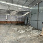 Kho cho thuê đường bưng ông thoàn p phú hữu q9 80m2 giá bán 4, 5 triệu đường 3,5 tấn. lh thuỷ 0902966926