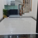 Cho thuê nhà riêng 5 tầng 35m2 tại nguyễn văn linh thạch bàn long biên giá: 8 triệu/th liên hệ: 0946 204 597