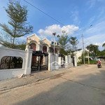 Vila 2 tầng trung tâm thành phố view đà lạt, full nội thất xịn xò