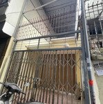 Bán nhà riêng tại phố thái thịnh, 8,5 tỷ, 60 m2, nhiều tiện ích gần kề. vượng khí, phát tài.