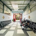 Cần ra gấp căn nhà đang cho thuê ở đường trương đình hội, 40m2, sổ riêng zalo em gửi sổ tham khảo.