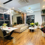 Chính chủ bán căn 2pn dt 74m2, cc botanica premier, hồng hà giá 4 tỷ. full nội thất. lh: 0949229199