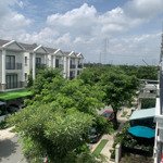 Cho thuê bt đẹp tại nine south estates, 30 triệu, 240m2, view đẹp