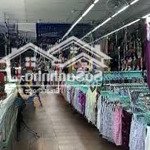 Cho thuê gấp nhà mặt phố hàng đào, 30 m2, mặt tiền 4m, thuận tiện kinh doanh