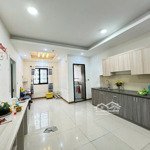 Chính chủ bán căn hộ era town quận 7, có sổ hồng, dt 61m2, giá 2 tỷ 350. lh: 0937961088