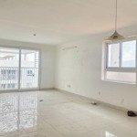 Tara residence penthouse rộng 166 căn 5 phòng ngủ 4 nhà vệ sinh chuyển vào liền được lh: 0942908925