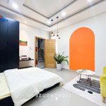 Studio rộng thoáng, 35m2, có cửa sổ thoáng mát ngay cạnh chợ bà chiểu