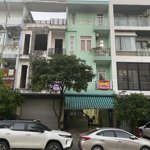 Bán nhà phố số 61, đường lạc long quân (rộng 39 m), đông vệ, tp thanh hoá