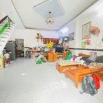 Bán nhà trệt lầu sổ hồng riêng tp dĩ an diện tích:56m2 giá 2.750 tỷ liên hệ 0975339699