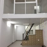 Cho thuê nhà riêng 100m2, 10 triệu, 2 phòng ngủ 2 vệ sinhtại lạc long quân, p 8, tân bình, hcm