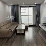 Nhà mình cần bán căn 3n2w hà đô parkview- giá bán 7,1ty- full đồ- view thoáng đẹp- sẵn sổ- liên hệ: 0988917869