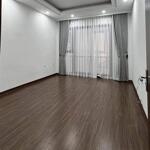 Nhà mặt phố nguyễn văn linh, gần bigc 40m2x5 tầng, kinh doanh, 8.4 tỷ 0976285499