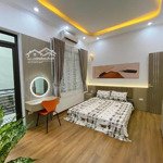 Chính chủ bán nhà phố ngọc hà,nội thất luxury,gần lăng,cách phố 20m,sổ đẹp,5 tầng giá hơn 6 tỷ.