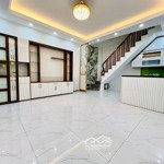 Bán nhà khương trung, thanh xuân, dt 30m x 5 tầng, 30m ra phố, giá 6,3 tỷ có thương lượng